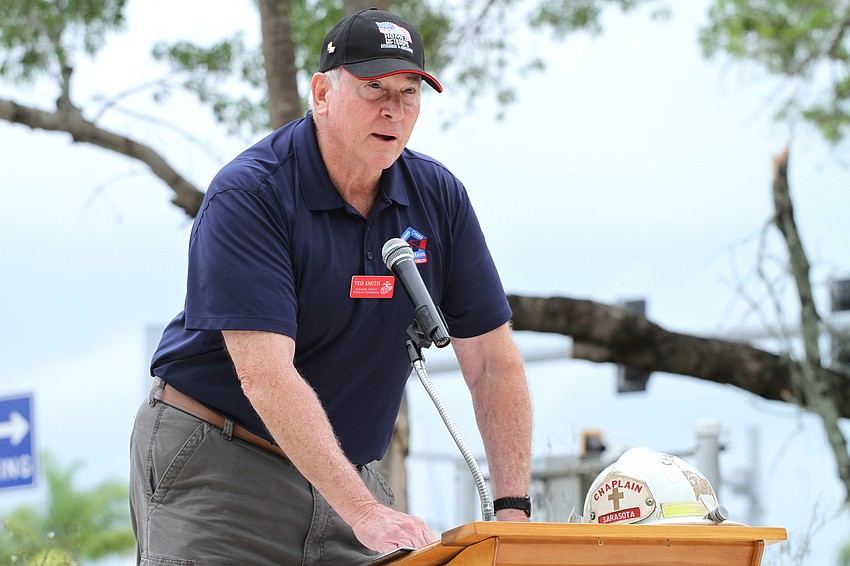 Former president of Sarasota County Veterans Commission Ted Smith paid tribute to the fallen heroes.