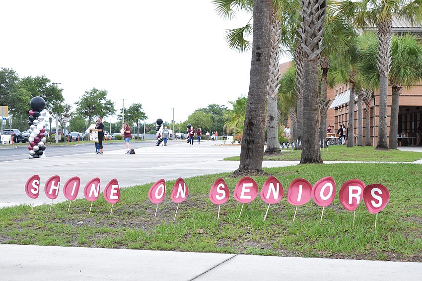 Braden River High School teachers and staff members decorated the campus to celebrate seniors.
