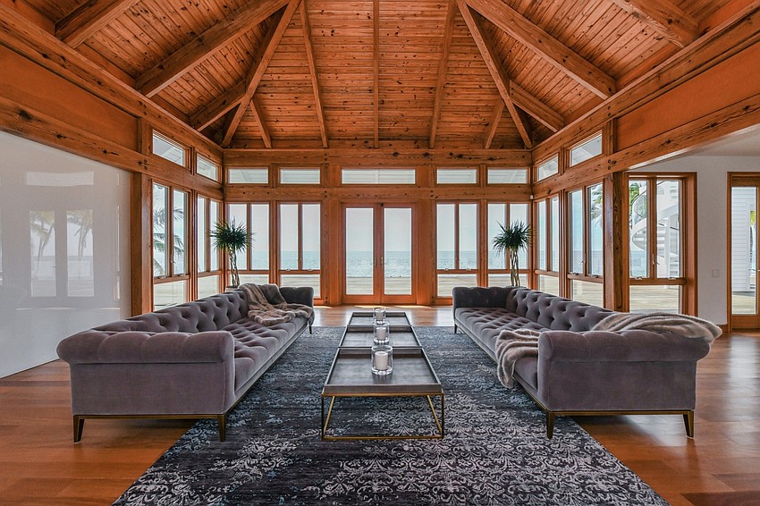 Unobstructed beach views from the gulf side and from the lagoon-facing front of the home.