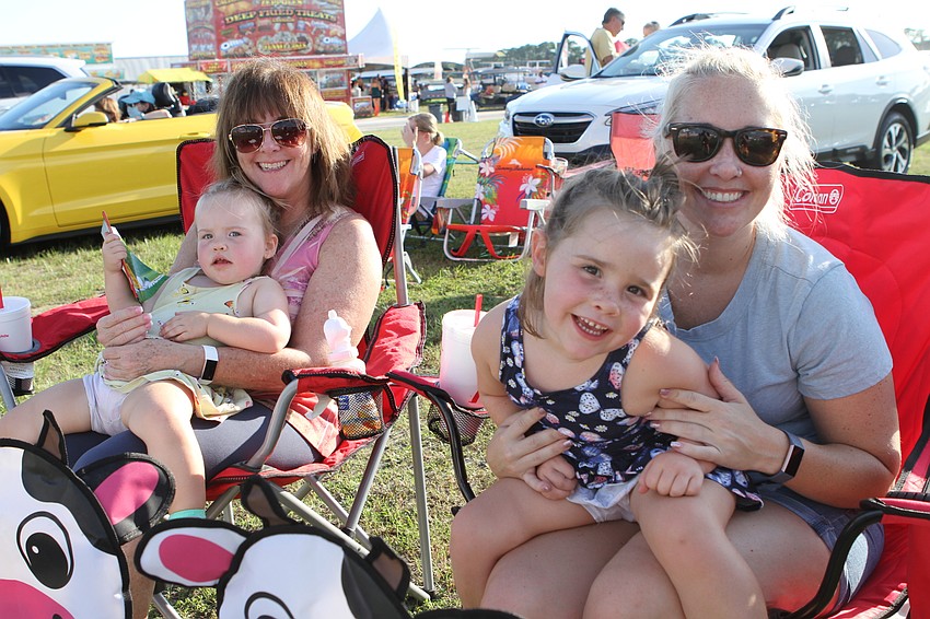 Stephanie Weber with Violet, Jordan and Aurora Hill made a day of it.