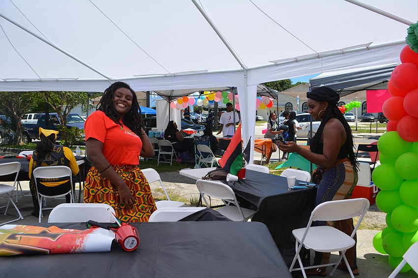 Mafalda Henry poses for Katina Henry to snap some photos.