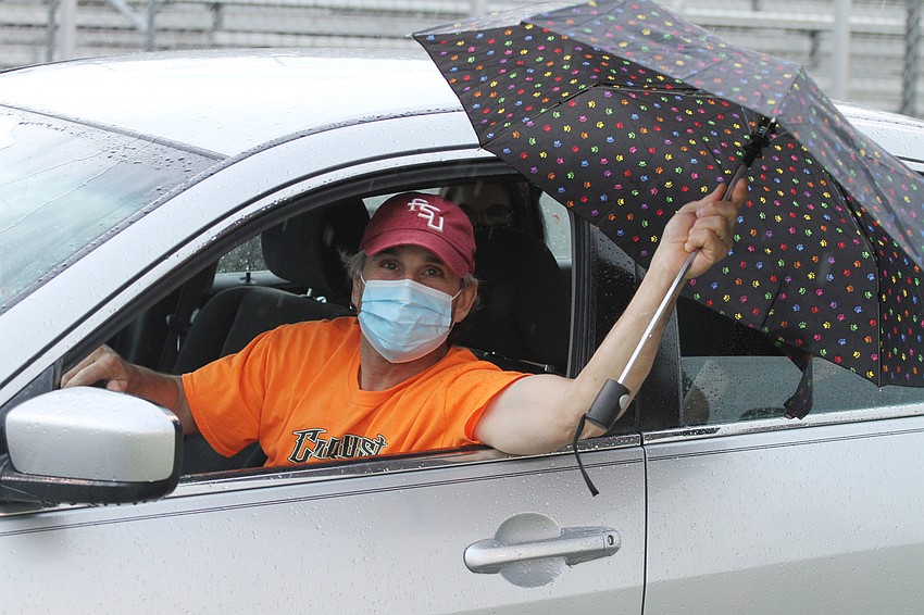 Daniel Chico cheered on his daughter Jordyn.