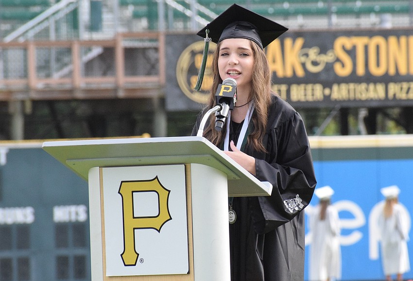 Lila Casal gives her graduation speech.