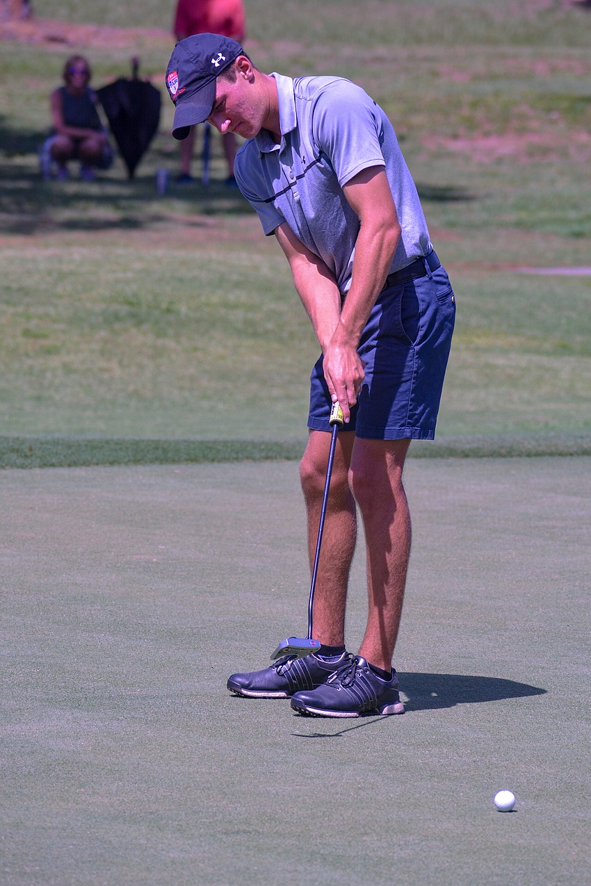 Connor DeMichele won his first match against Wesley Morgan.