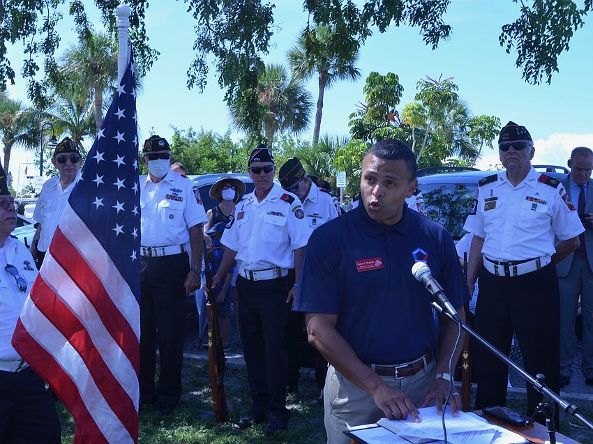 Carlos Moreira, president of the Sarasota County Veterans Commission, was the event's featured speaker.