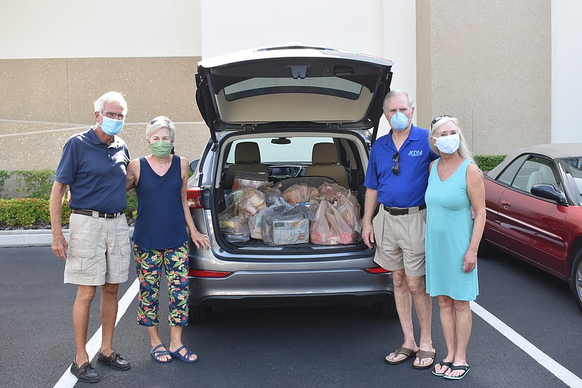 Bill and Joyce Wartinbee with Rob and Karen Jennings