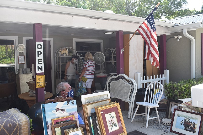 Because the warehouse has been closed since March, the merchandise piled up.