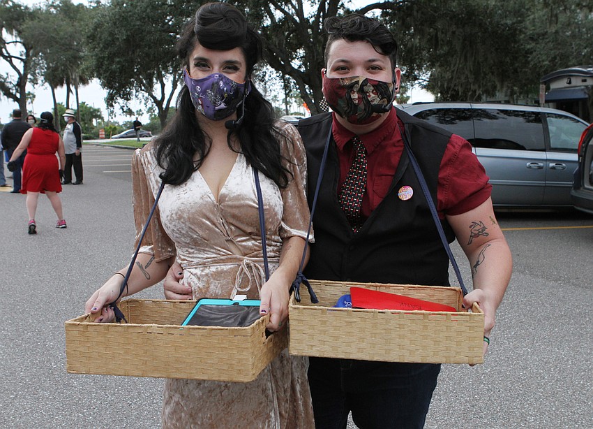 Amanda Heisey and Brian Finnerty passed out snacks.