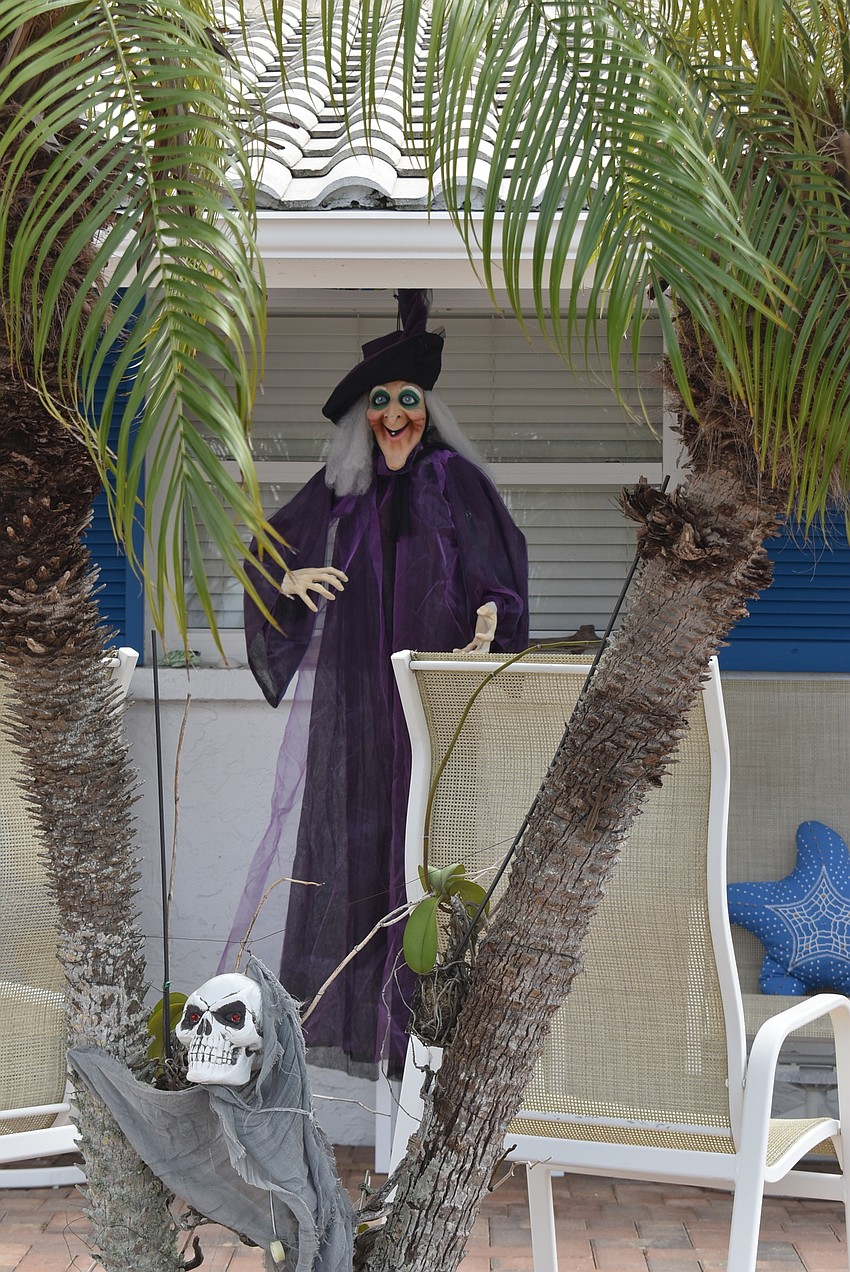 836 Spanish Drive S.