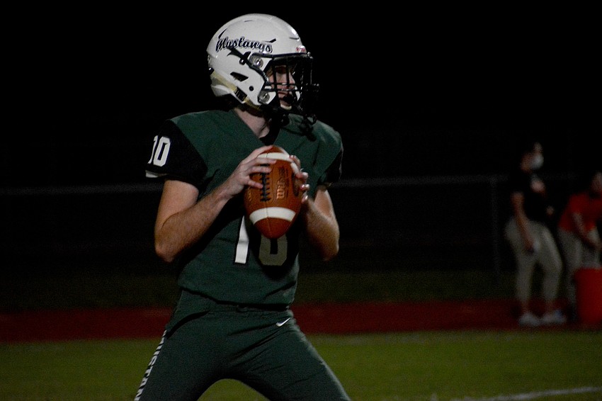 Lakewood Ranch quarterback Jimmy Kelly had a passing and a rushing touchdown.