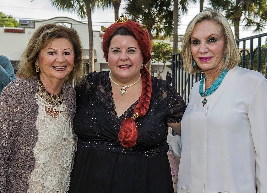 Renee Hamad, Lisa Intagliata and Hillary Steele