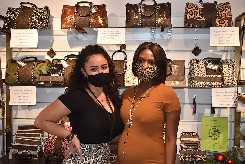Kassandra Garcia and Aliyah Reaves of Anna's, a jewelry store that opened in July.