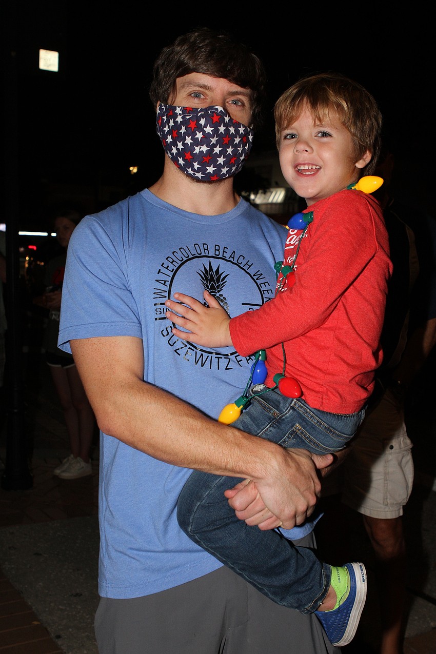 Robert Suzewitz held his son Lincoln.