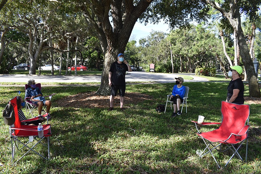 The group set up chairs to allow for social distancing.