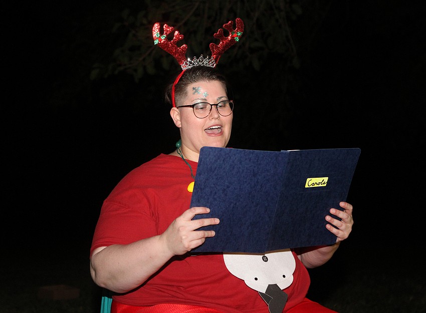 Kaitlin Foss sang out holiday tunes.