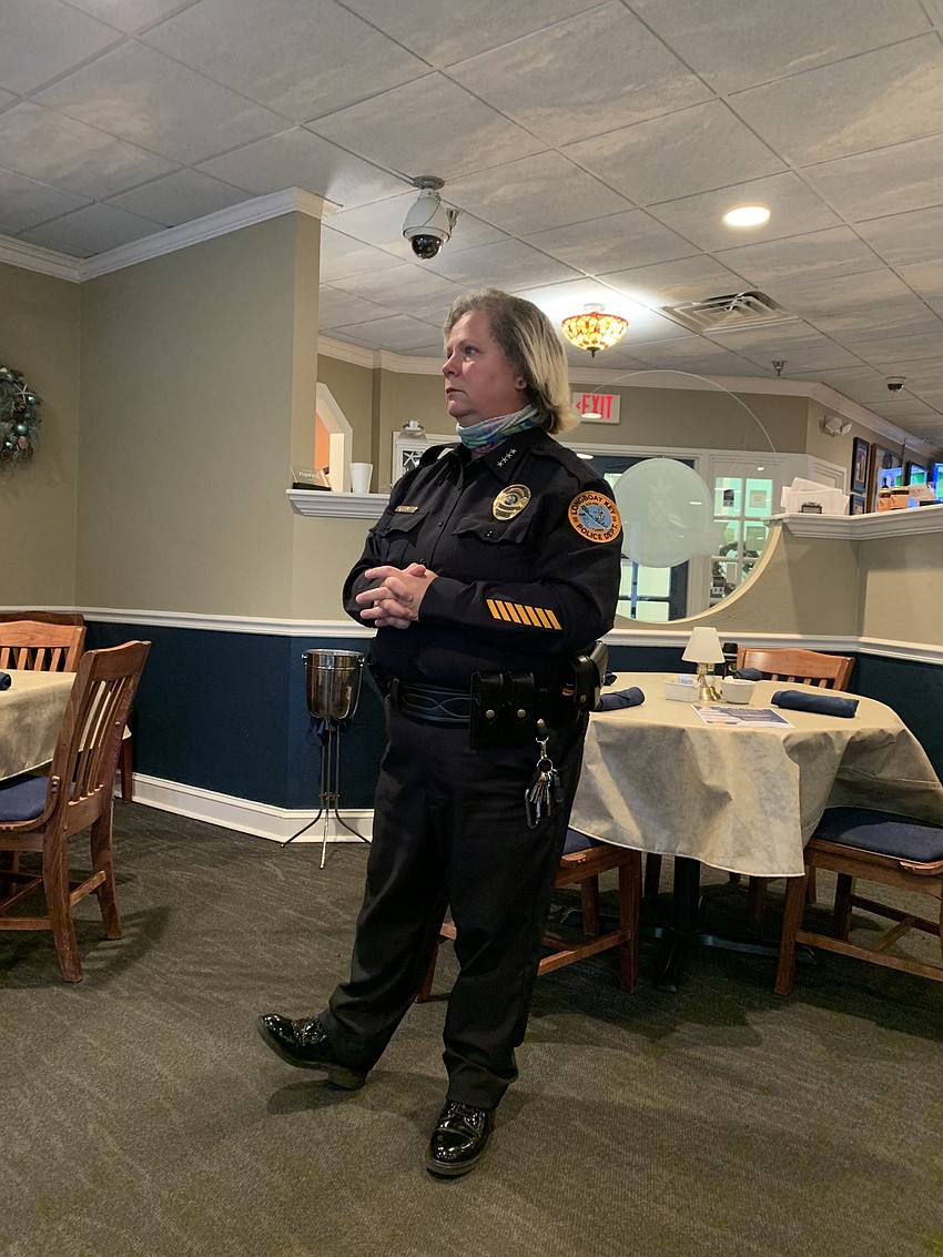 Kelli Smith addresses the Club.