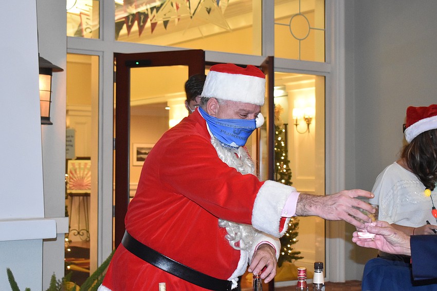 The club's general manager Scott Brynski masqueraded as a bartending Santa.