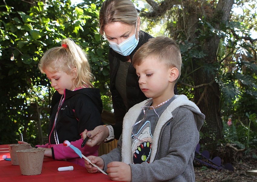 Andi, Michael and Missy Domson worked as a team.