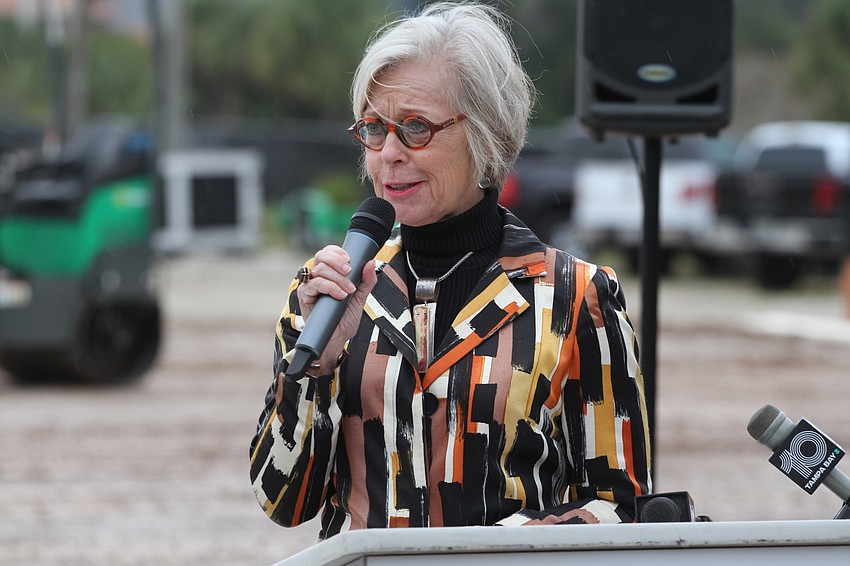 Community Foundation CEO Roxie Jerde spoke to the crowd.