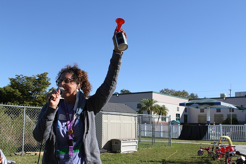 Robin Sweeting got the kids running.