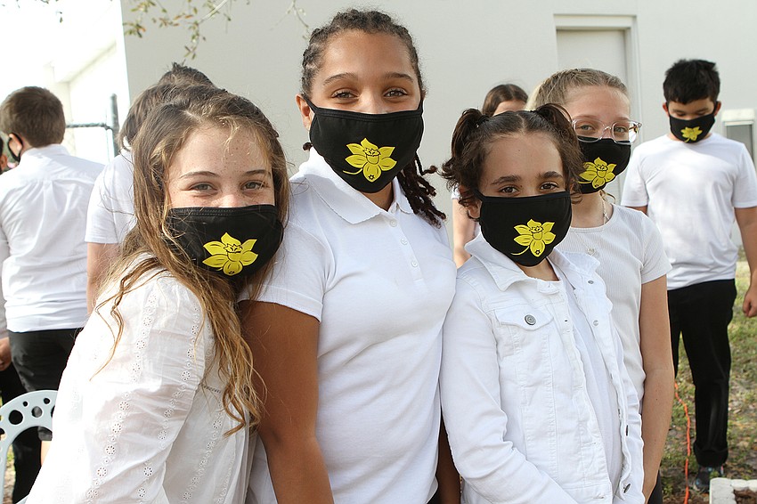 Hailey Gammons, Alex Ultsch, Willa Carpenter and Kensi Miller masked up and talked about the garden.