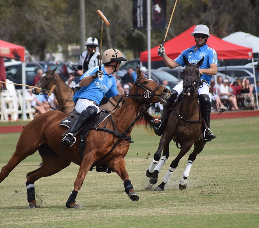 Hillcroft's Mason Wroe makes a quick left turn back toward teammate Herndon Radcliff.