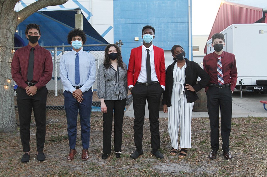 Youth of the Year finalists Jakobi Davis, Isaiah Levine, Stephanie Benavides, Cobie Bradley and Nydaja Mann and winner Jorge Hernandez Perez