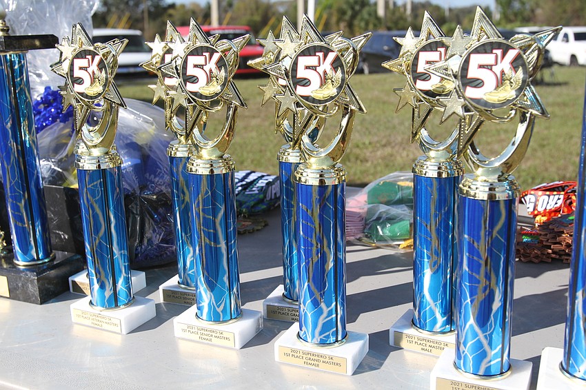 Each runner received a medal or trophy at the end.