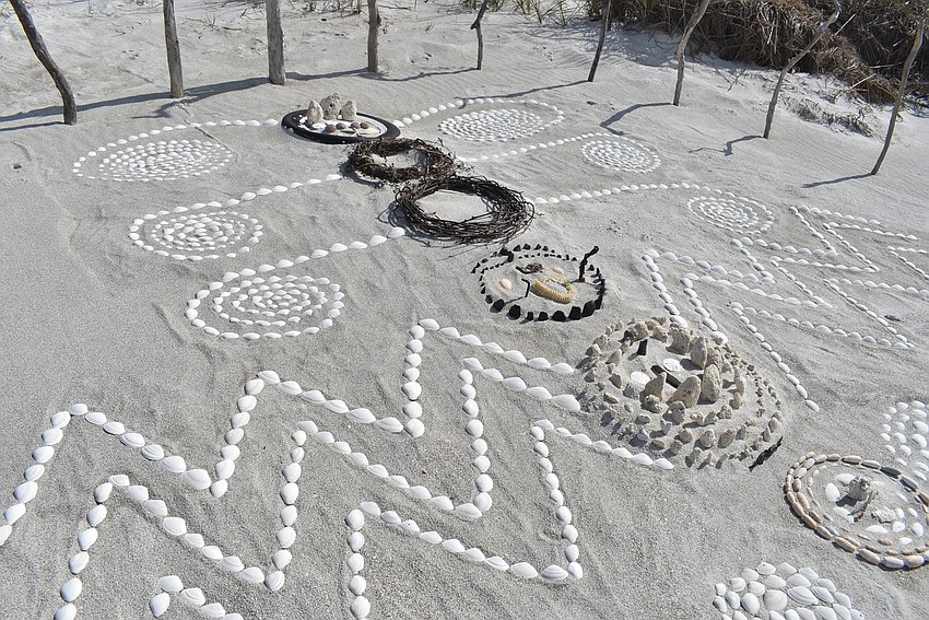 An abundance of clamshells provide bright white lines.