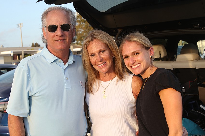 Larry, Lisa and Bayley Axelrod