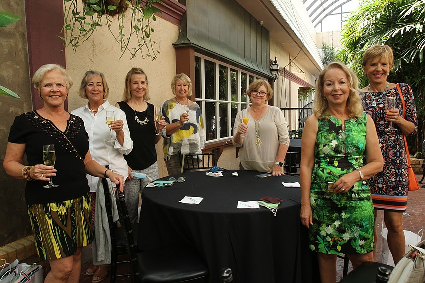 Mary Harper, Cathy Landis, Merry Sutter, Marlies Fetsch, Robin Fetsch, Irene Hagman and Sue Ghezzi