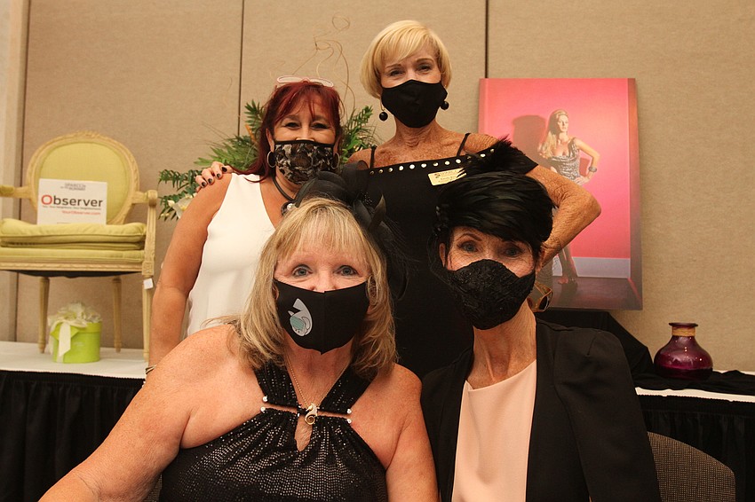 Co-chairwomen Darci Jacob and Sandy Kier with Debbie Grossman and Katherine Pike