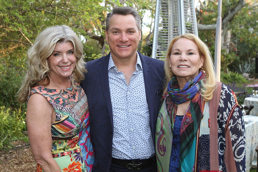 Darleen and Jim Labaron with Brenda DuCray