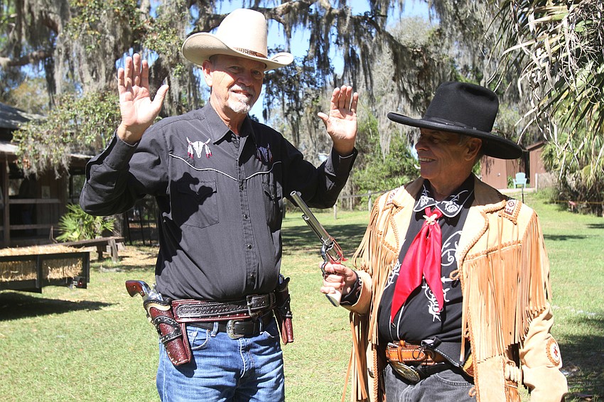 Mike Heimsath was held up by Glen Yeater