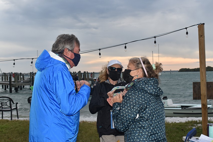 Mike Haycock gets the lay of the land from Ronda Ryan.