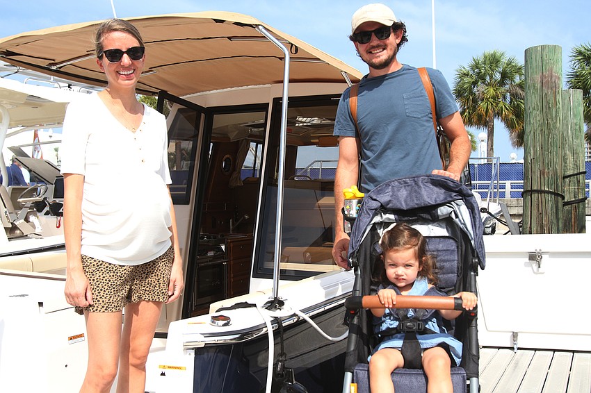 Alexis, Jake and Mae Broen