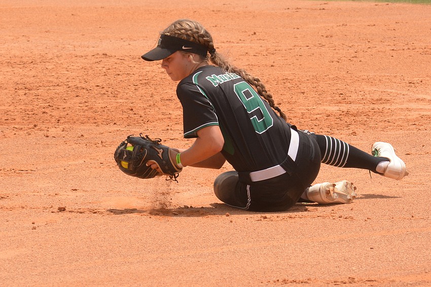 Lakewood Ranch junior Kelsey Vogel makes a diving stop at second base.