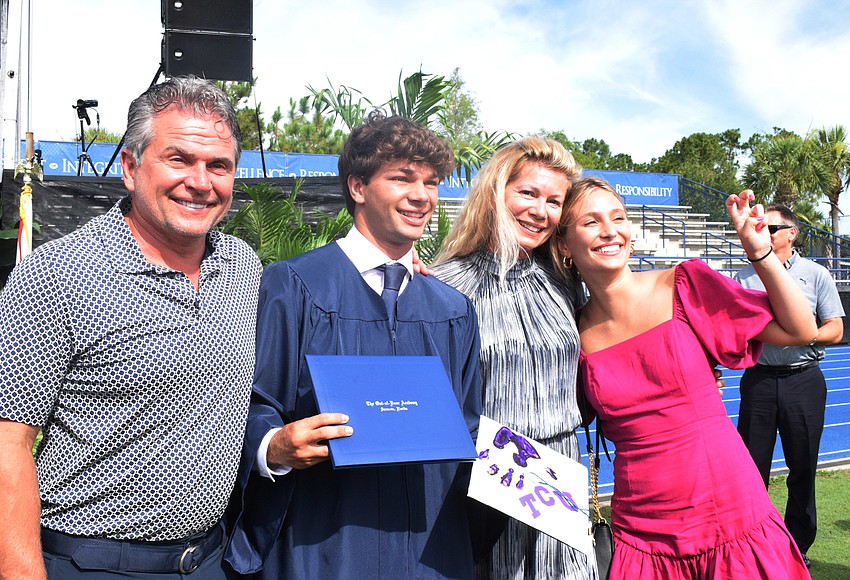 Your Observer | Photo - Ron Bizick, Hayden Bizick, Rebecca Bizick And ...