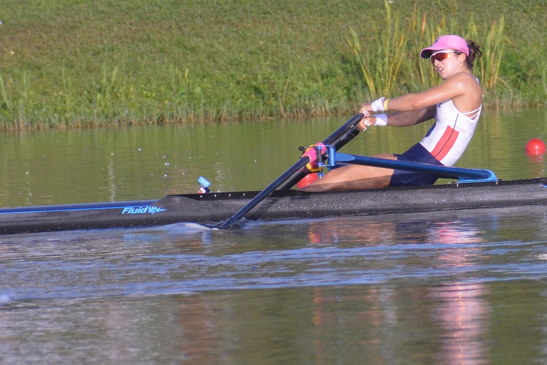 Your Observer Photo Sarasota Crew's Eva Harris rows through the