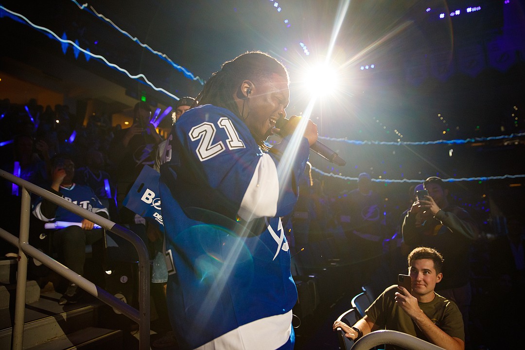 Lightning to wear Rays-themed warmup jerseys as part of 25th