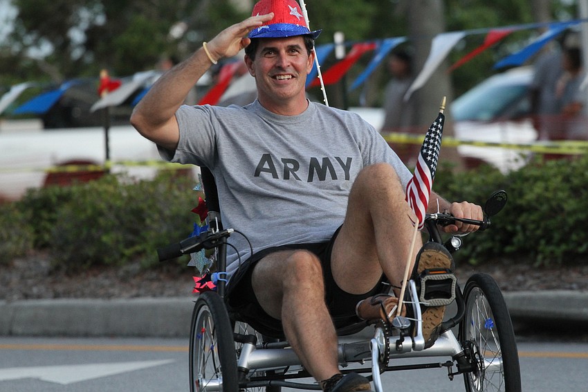 Several groups join in on the patriotic fun.