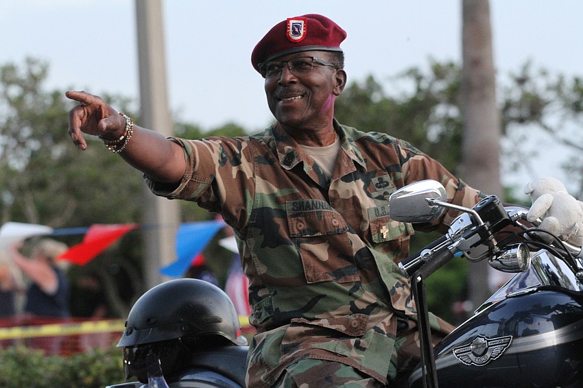 Several groups join in on the patriotic fun.