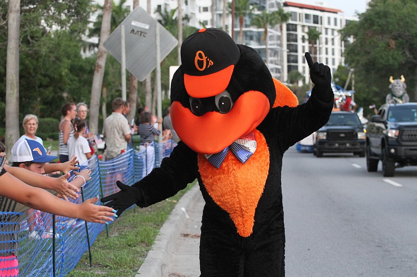 Several groups join in on the patriotic fun.