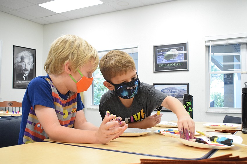 Alex Jiva asks Jason Howell what color he should paint his last pasta noodle.