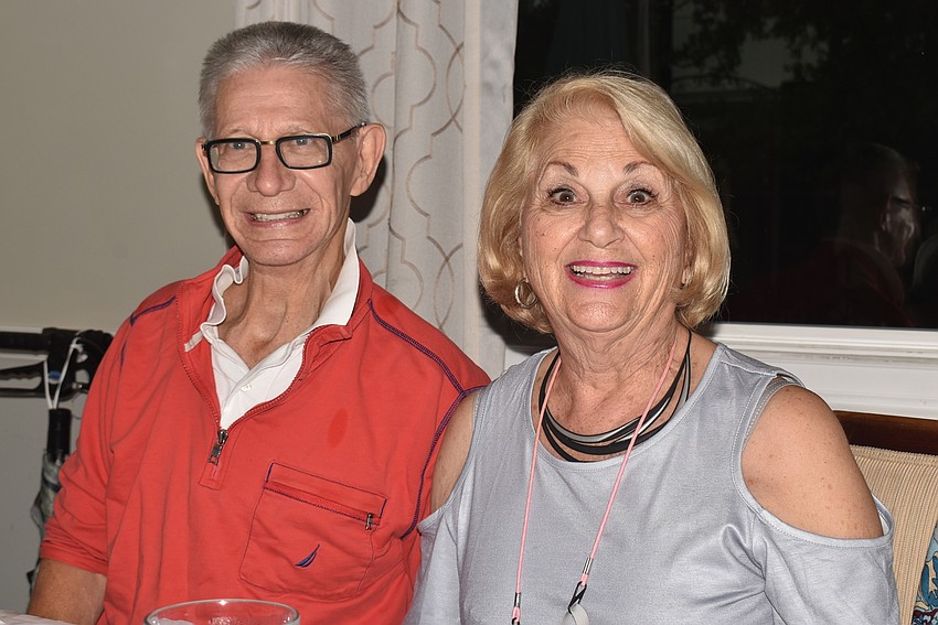 Temple President Stuart Sinai and Carole Shaw