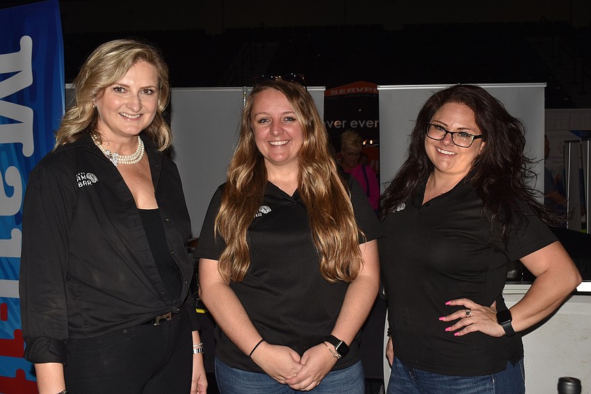 Natalia Levey, Melissa Baker and Sabrina Souder from Speaks Clam Bar