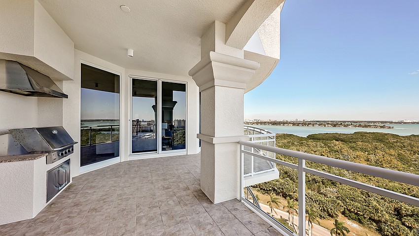 The Beach Residences overlooks the Gulf of Mexico and Sarasota Bay.