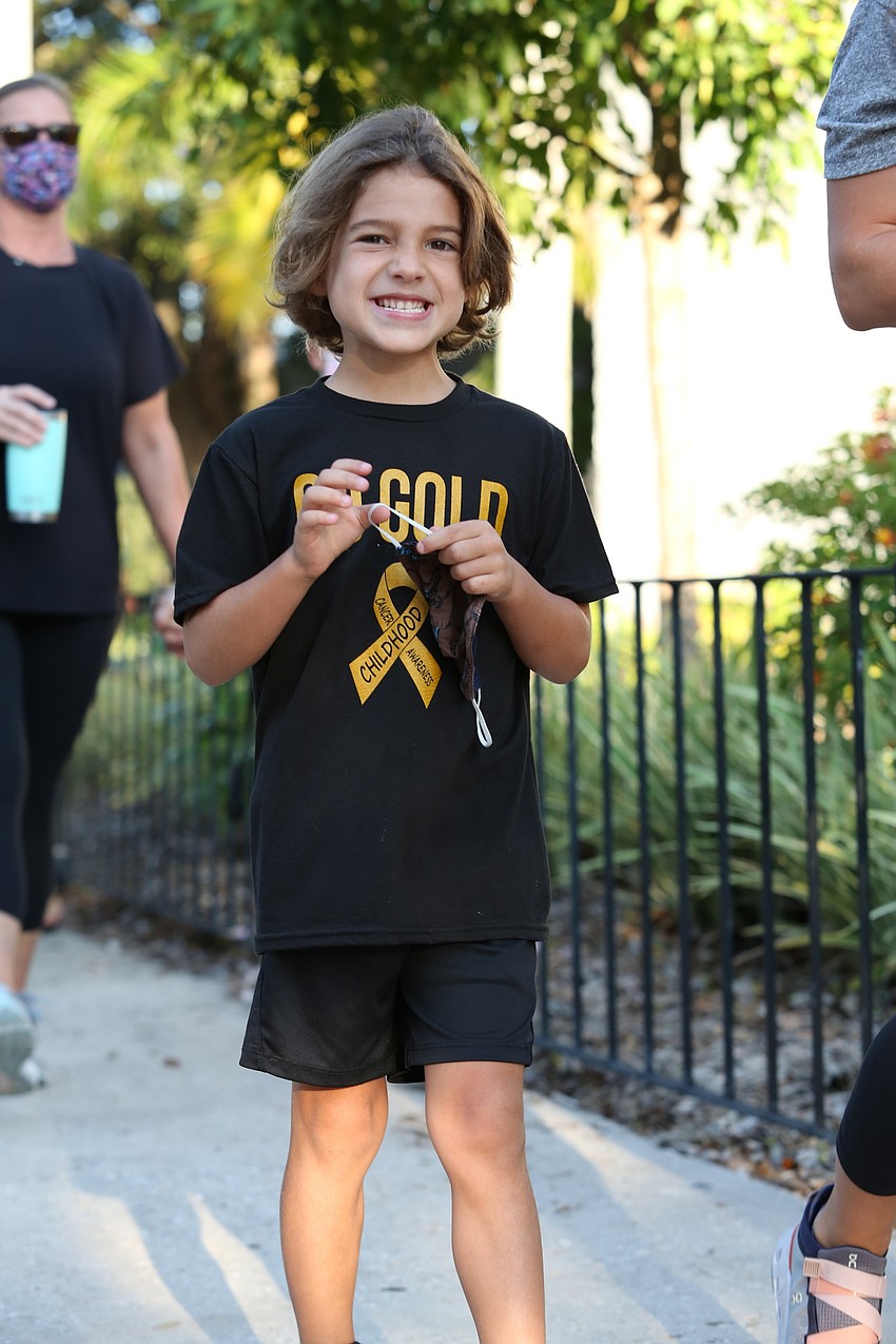 Leo Nappo walks to school.