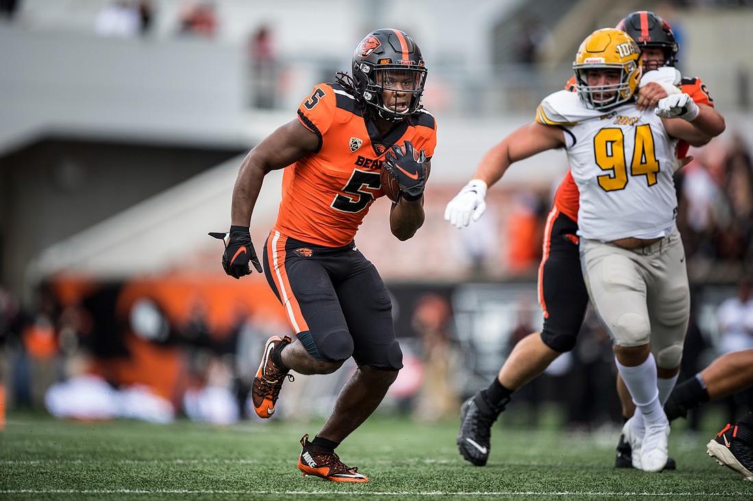 Former Braden River High running back Deshaun Fenwick has an important role on the Oregon State offense.