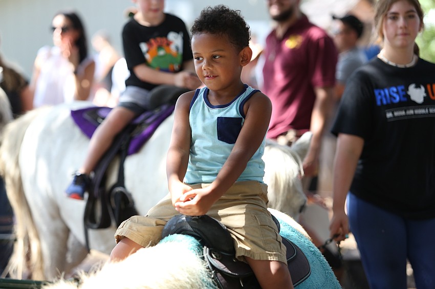 Mikal Celius keeps his eyes on the track.